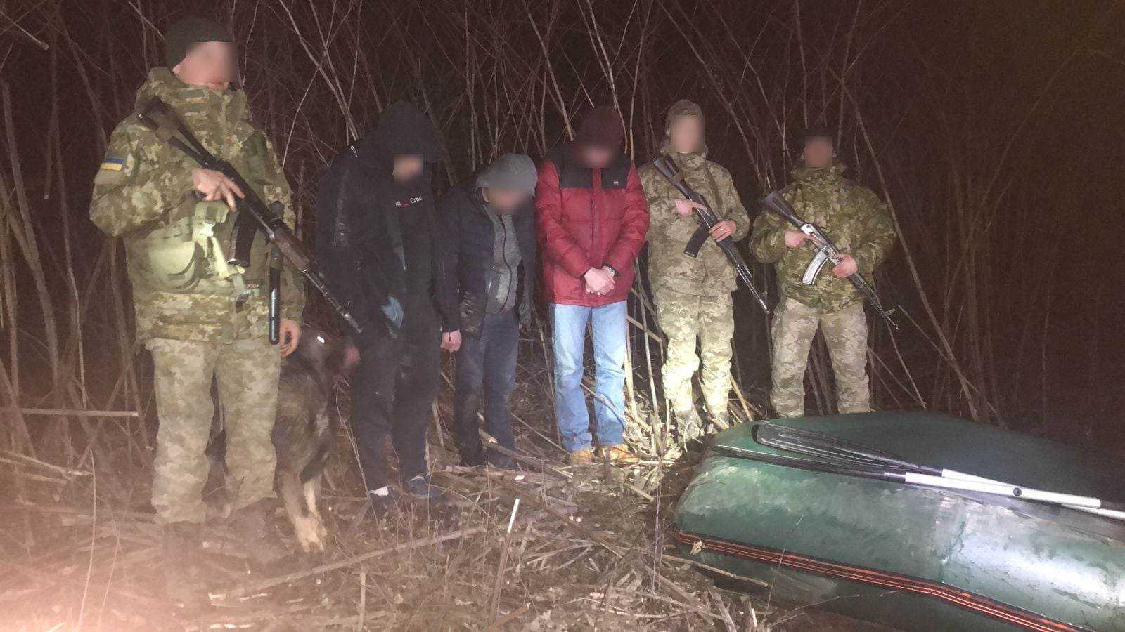На кордоні спіймали прикарпатців, які хотіли переплисти Тису