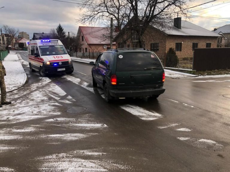 У Коломиї під колеса авто потрапила дитина (ФОТО)