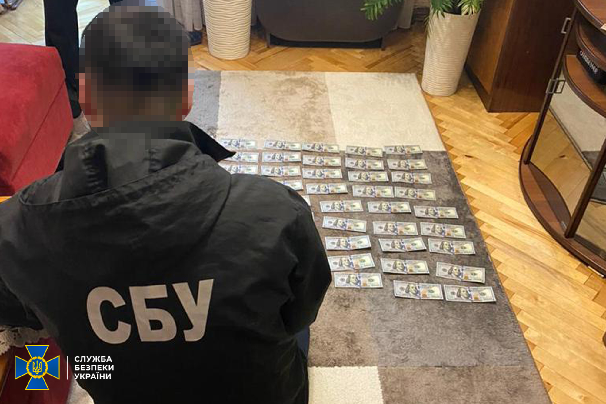 На Франківщині медики робили ухилянтам фейкові документи про інвалідність – їх викрила СБУ (ФОТО)