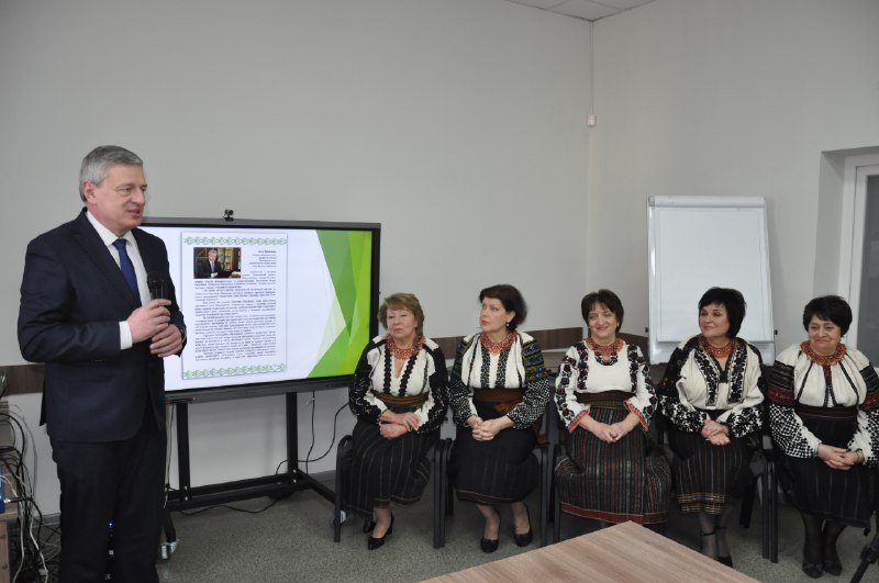 “Творче життя – як крапля роси”: у ПНУ презентували збірник про мисткиню Христину Михайлюк (ФОТО)