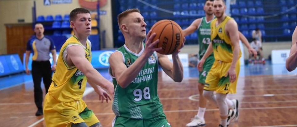 Франківська “Говерла” втретє в сезоні програла львівській “Політехніці”