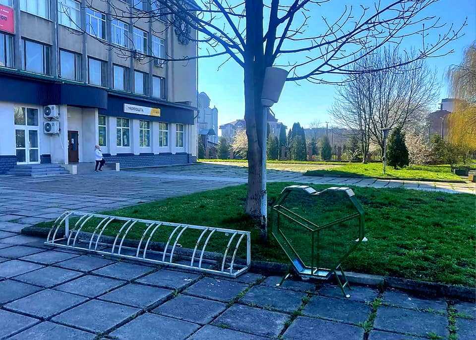 У Калуші теж збиратимуть в “екосерце” кришечки на переробку (ФОТО)