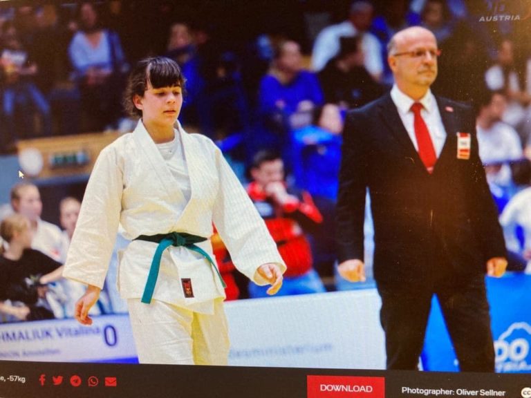 Юна прикарпатка виграла срібло на чемпіонаті Австрії з дзюдо