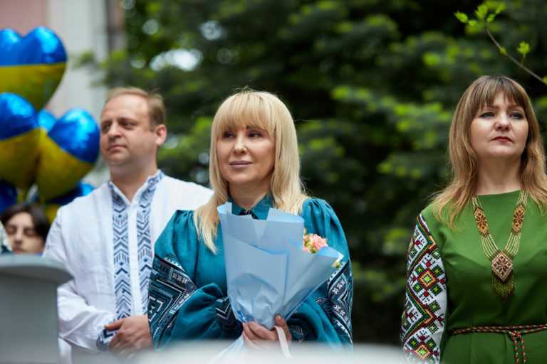 У Франківську за участі топпосадовців відкрили реабілітаційний центр. Його очолює видатна регіоналка з Краматорська, – фактчек Галки