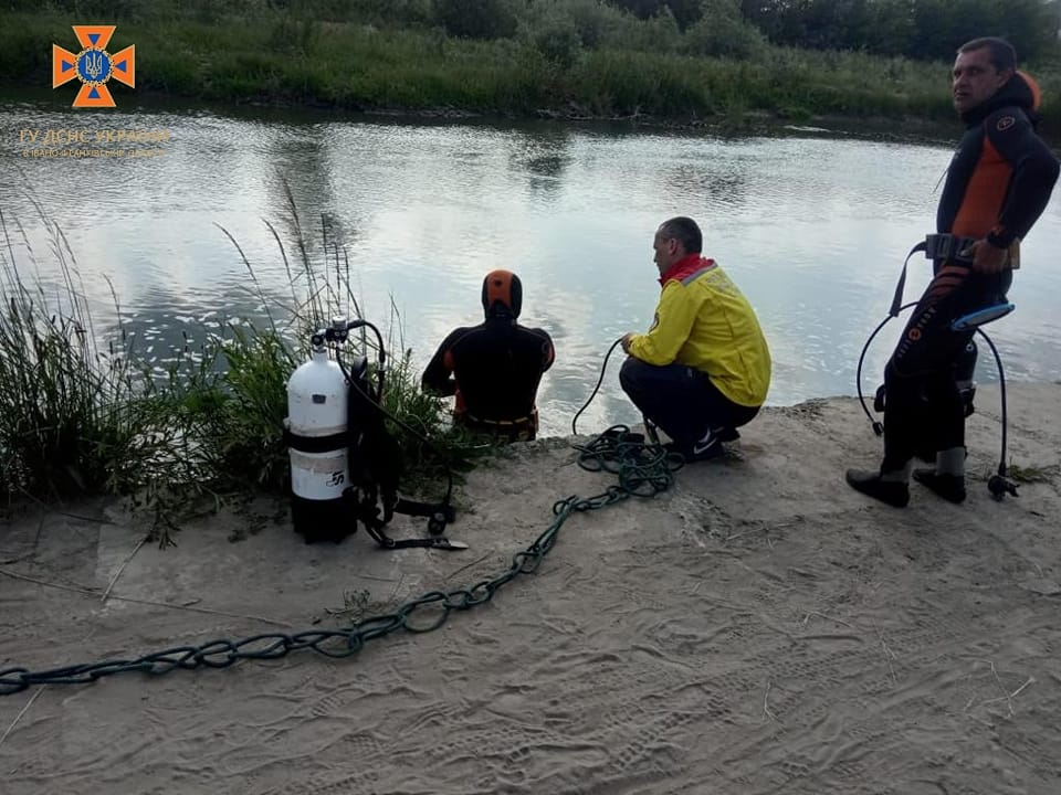 У Коломиї в річці втопився підліток (ФОТОФАКТ)