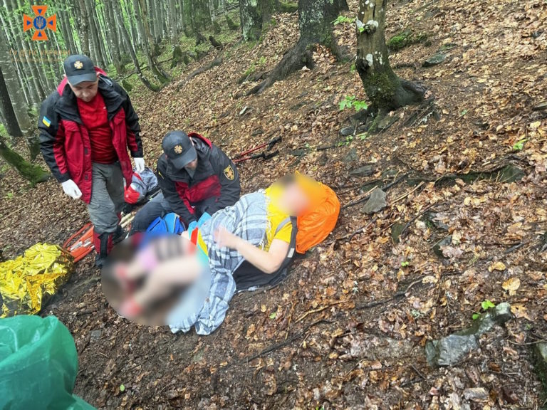 У Карпатах травмувалася 63-річна туристка з Київщини (ФОТО)