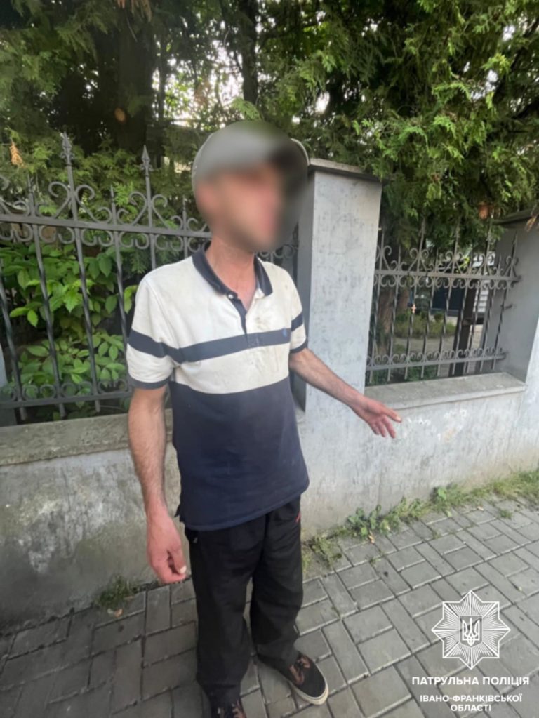 У Франківську затримали двох чоловіків, які перебували в розшуку (ФОТО)