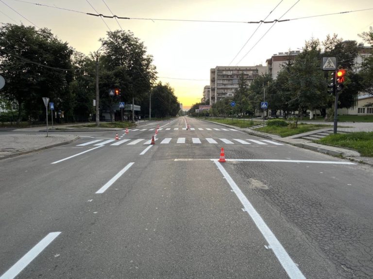 На Тролейбусній у Пасічній змінили схему руху транспорту (ФОТО)