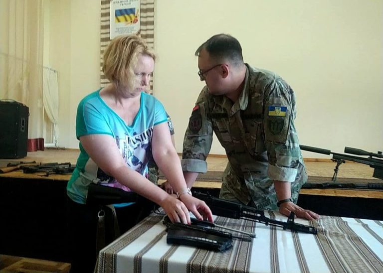 У Франківську проводять тактичні та медичні підготовки для цивільних (ФОТО)