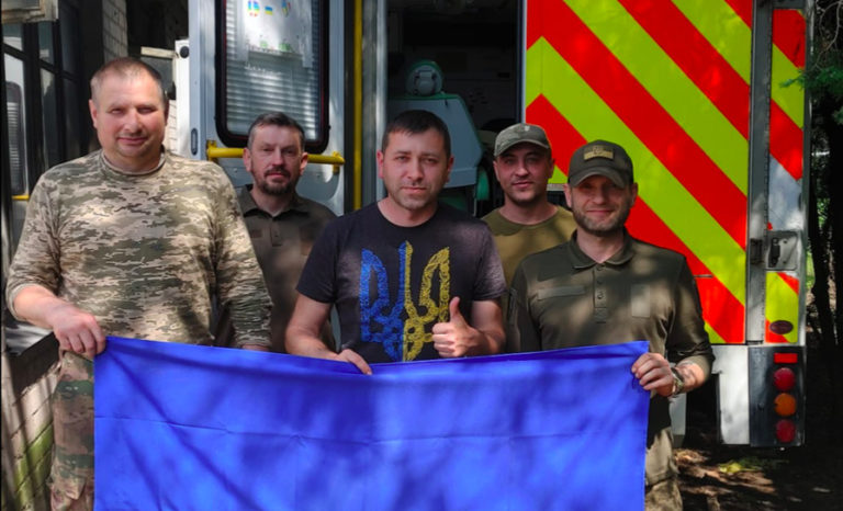 Стоматологи-волонтери з Прикарпаття за рік допомогли на фронті 600 воїнам (ФОТО)