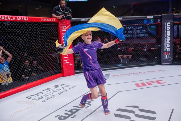 Юні коломияни – чемпіони світу зі змішаних єдиноборств ММА (ФОТО)