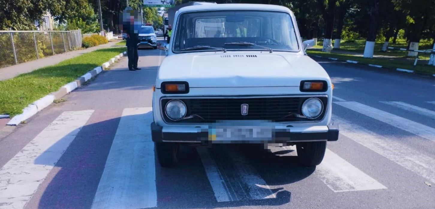ДТП у Снятині: 69-річний водій “ВАЗ” збив пенсіонерку на пішохідному