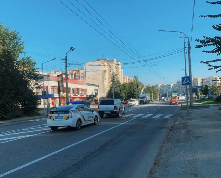 ДТП у Франківську: двоє дітей-пішоходів потрапили до лікарні (ФОТО)