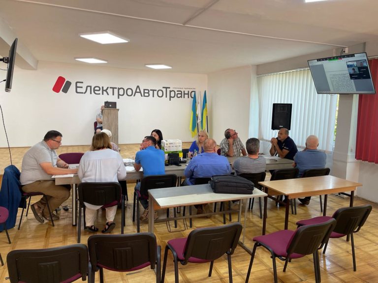 У франківському “Електроавтотрансі” оголосили список учасників тендеру на придбання дуобусів. Очікувана сума угоди – 3,6 млн євро (ФОТО)