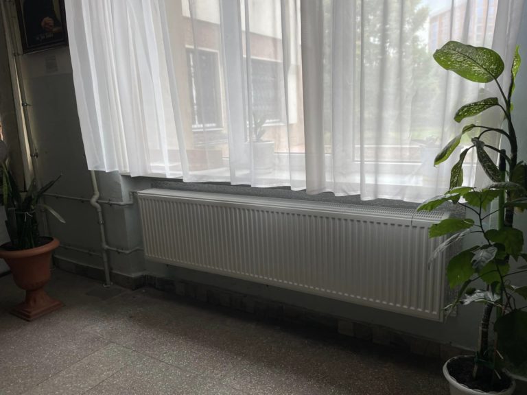 Франківський ліцей №24 ще понад тиждень буде без опалення, навчання залишається очним, — директор