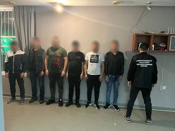 На Закарпатті франківець налаштував схему незаконного переправлення чоловіків до Румунії: його затримали (ФОТО)