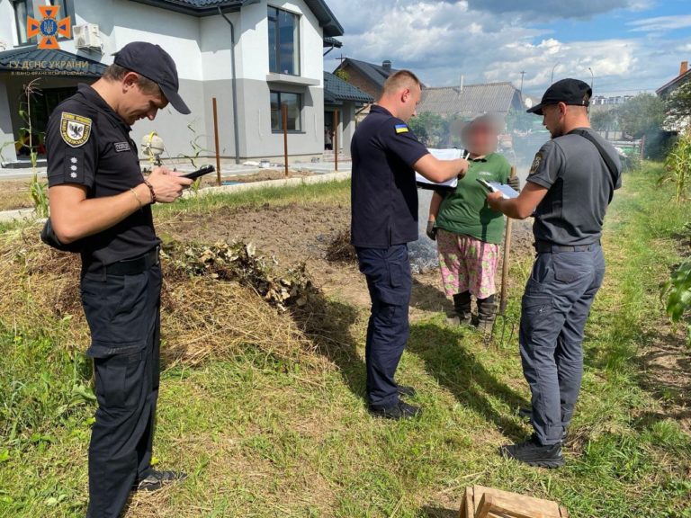 Пожежники з квадрокоптером шукали паліїв трави у Франківській громаді: двох оштафували (ФОТО)