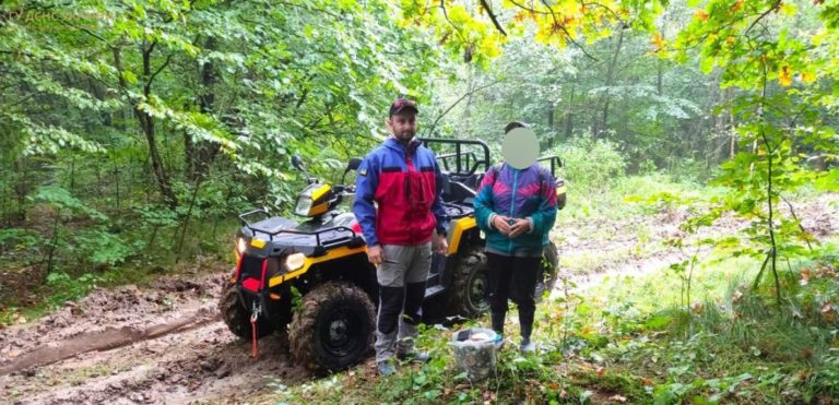 Надзвичайники відшукали калушанку, яка збирала гриби у лісі та заблукала