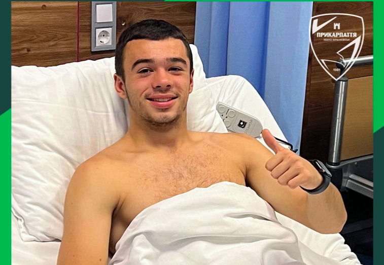 Футболіст “Прикарпаття” Максим Стаднік вибув до кінця року. Гравця прооперували у Києві (ФОТОФАКТ)