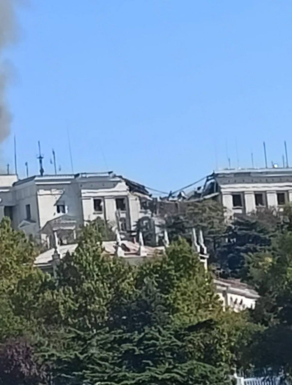 Штаб флоту в окупованому Севастополі потрапив під ракетний удар (ФОТО)