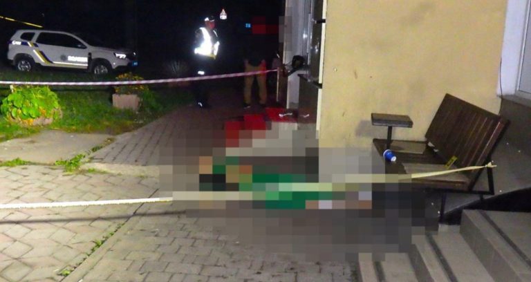 Сварка біля магазину в Івано-Франківську закінчилася вбивством: обвинуваченій винесли вирок