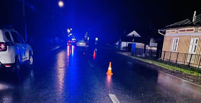 Загинув на місці: у Снятині пенсіонер потрапив під колеса авто (ФОТО)