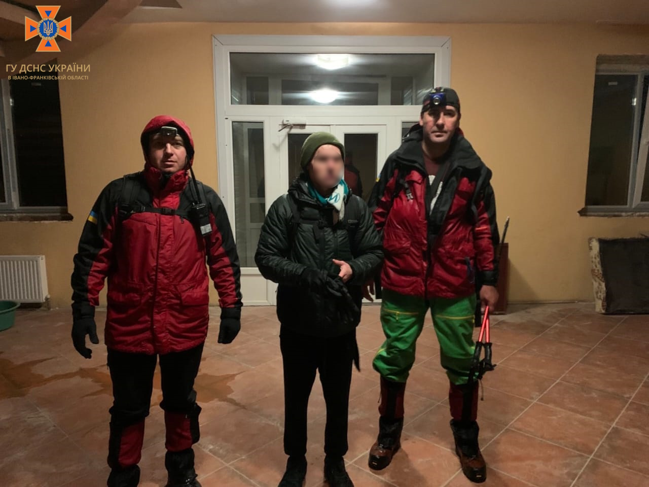 Поблизу Говерли рятувальники відшукали заблукалого хлопця (ФОТОФАКТ)