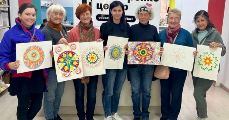 У Франківську працює клуб підтримки для людей літнього віку (ФОТО)
