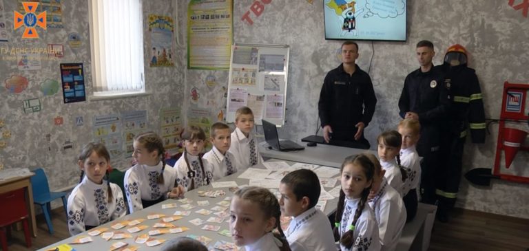 На Коломийщині відкрили “Клас безпеки” у Трацькому ліцеї (ФОТО)