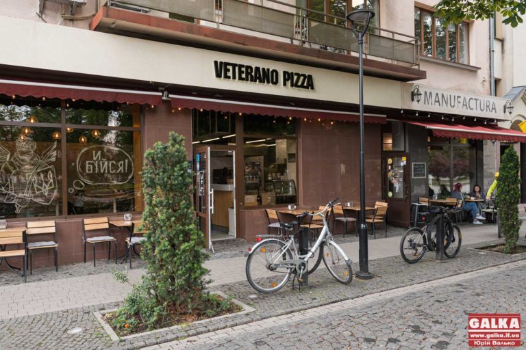 Проєкт є збитковим: «Veterano Pizza» військового Ярослава Вакалюка у Франківську зачиняється