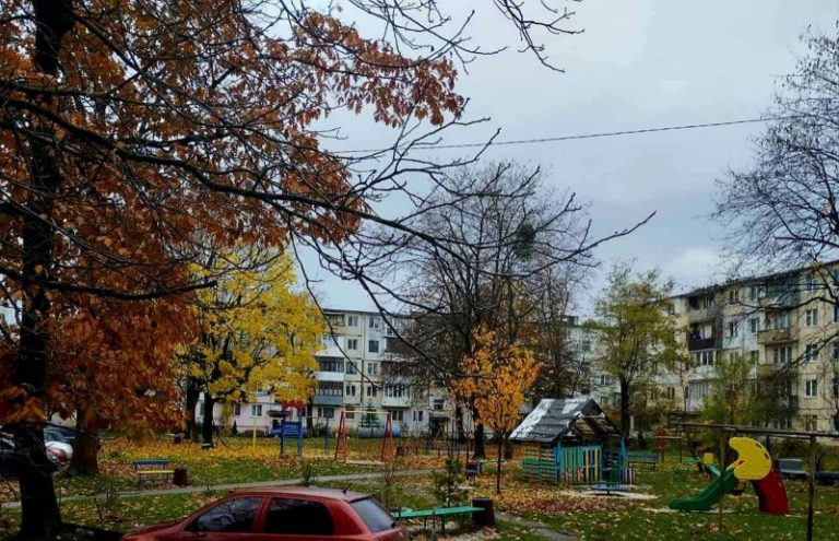 На ремонт всіх калуських дитячих майданчиків піде три роки безперервної роботи (ФОТО)