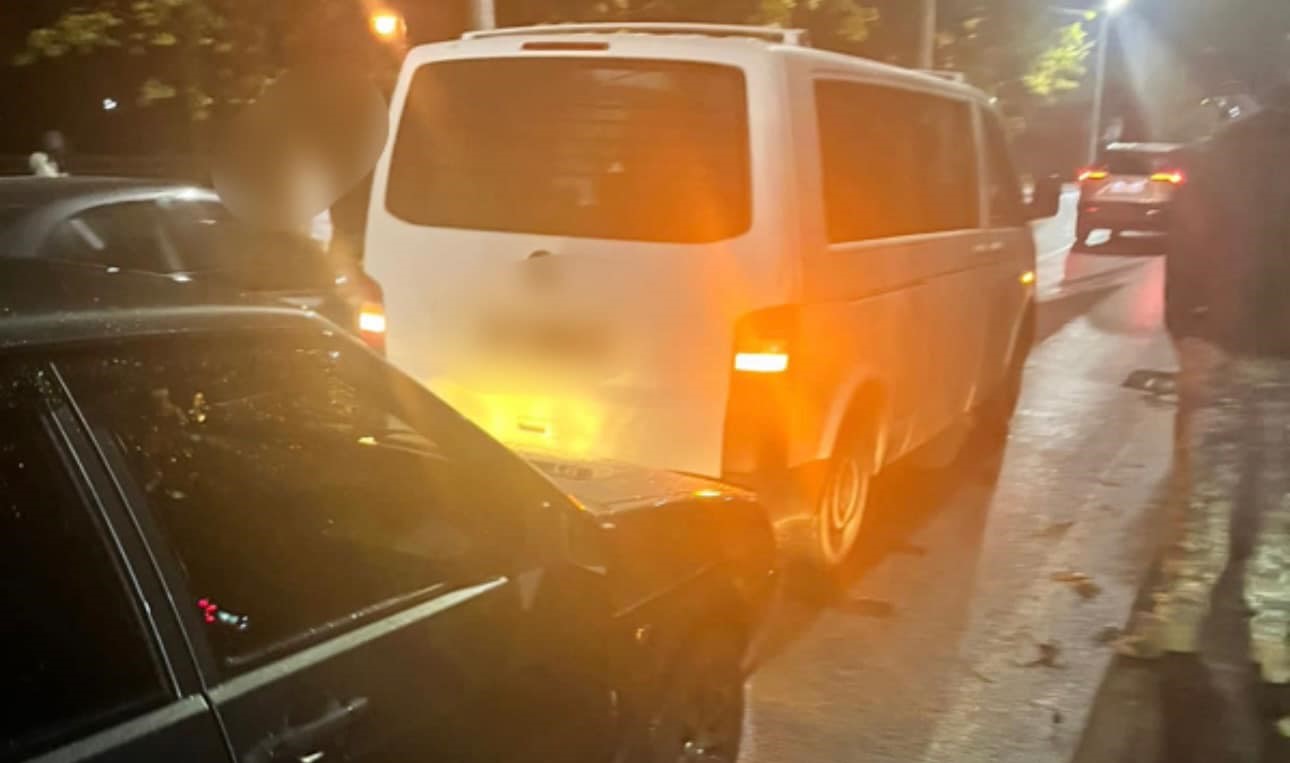 “Поводився зухвало”: у Франківську нетверезий водій вчинив аварію (ФОТОФАКТ)