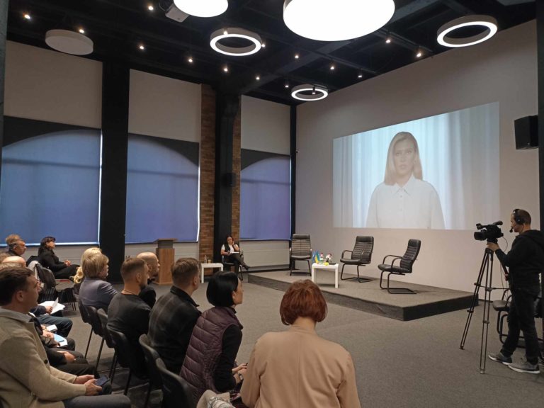 Їжа має бути смачною, і це можливо: у Франківську говорили про реформу шкільного харчування (ФОТО)