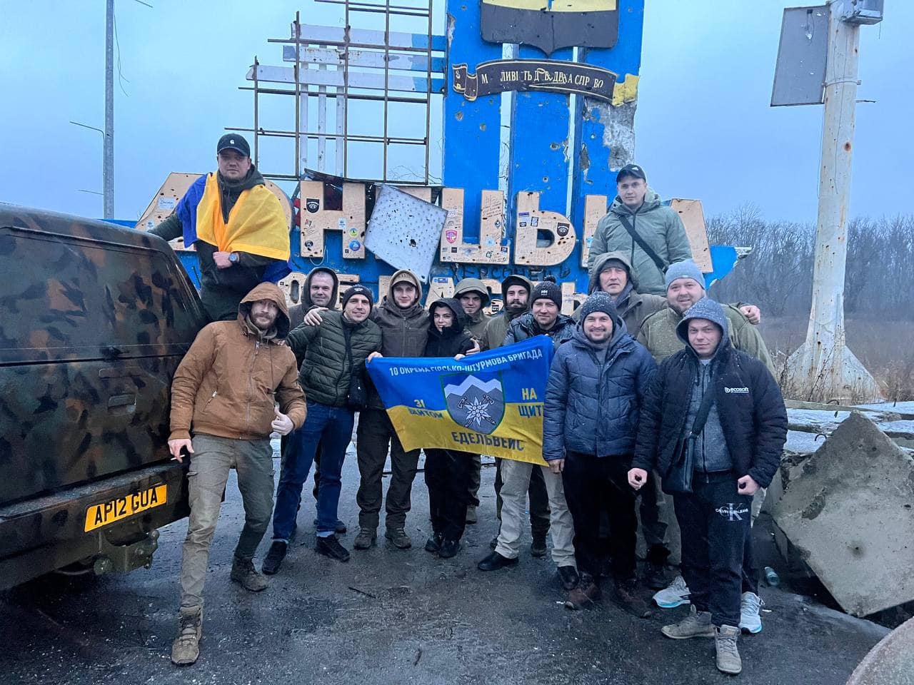 Не можемо розслаблятись: франківські волонтери повернулися зі сходу та вже готують нову поїздку, потрібні донати (ФОТО)