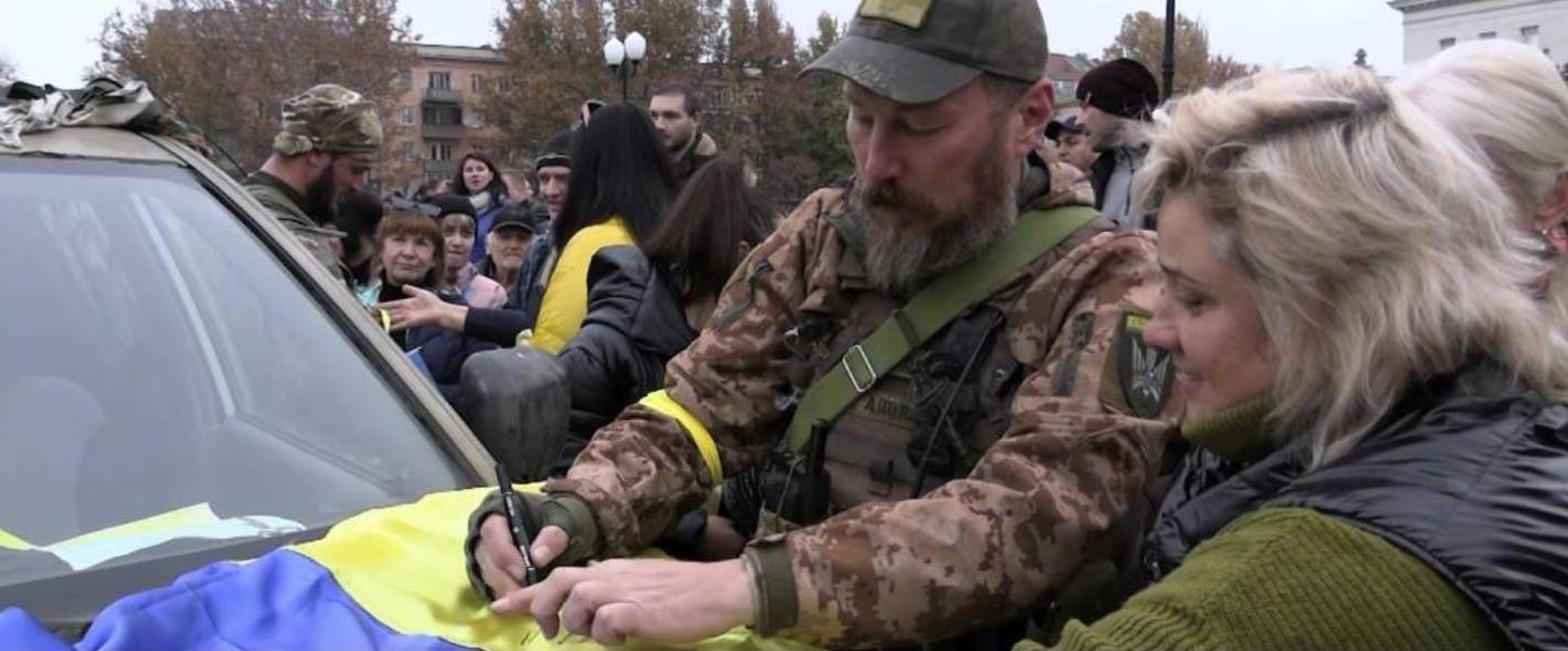 На презентацію фільму “Нескорений Херсон” у Франківську завітає режисер та героїні