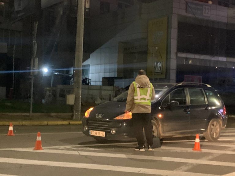У Франківську 18-річний водій на пішохідному переході збив дитину (ФОТО)