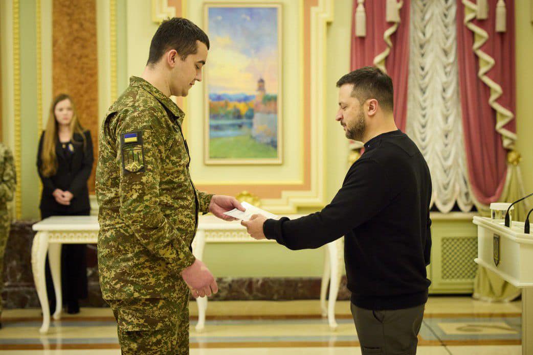 Двоє прикарпатських захисників отримали  квартири. Один з них — посмертно (ФОТО)