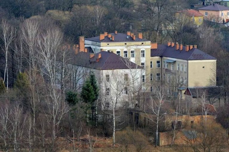 Понад мільйон євро від ЄС отримає Долина на ремонт і устаткування дитячої лікарні