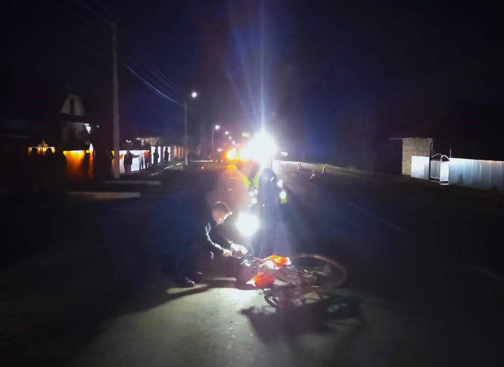 На Коломийщині смертельна ДТП: водій авто втік з місця події (ФОТО)