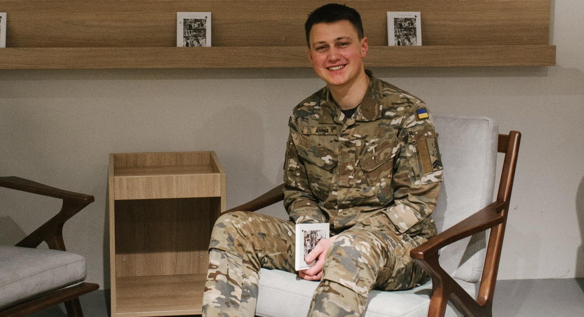 23-річний поет-боєць Артур Дронь у свій день народження проводить благодійний збір