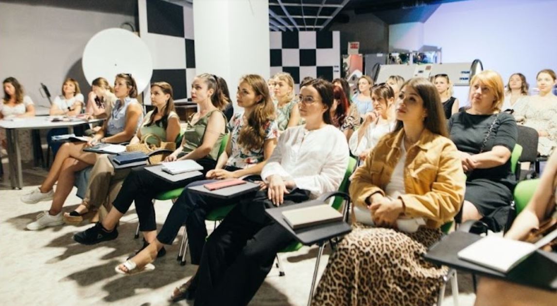 У Франківську жінок запрошують на безкоштовне навчання з підприємництва