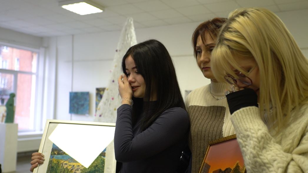 “Віримо в наших захисників”: школярі Нікопольської громади завітали до Калуша та розповіли про домівку під обстрілами (ФОТО)