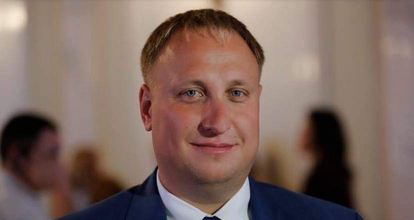 Облрада змінила голову комісії з питань промисловості та будівництва Віктора Шевченка