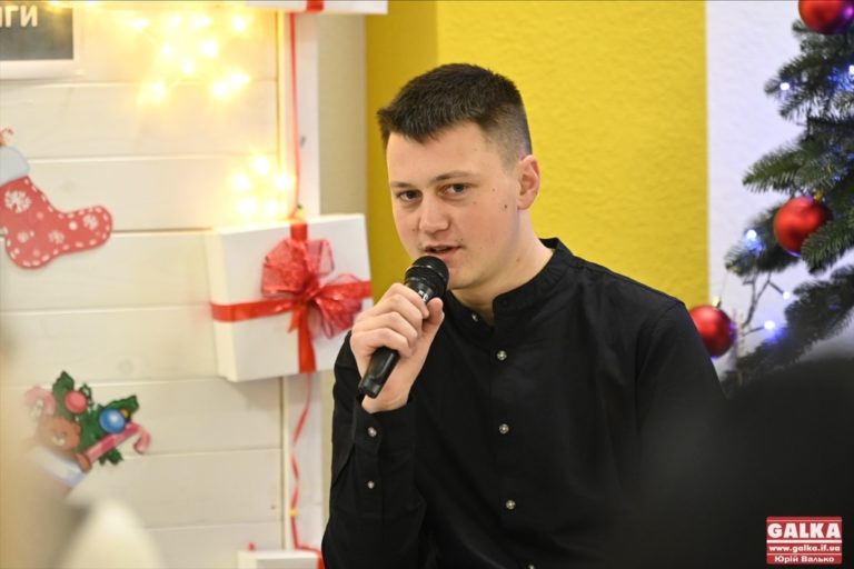 Прикарпатський письменник і ветеран Артур Дронь став членом Українського ПЕН