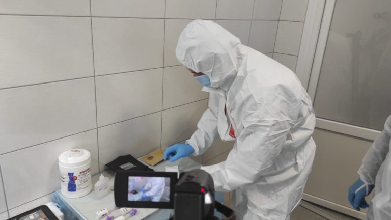 Била власне немовля по голові, а тіло викинула в пакеті: прокуратура повідомила подробиці вбивства дитини на Калущині (ФОТО)
