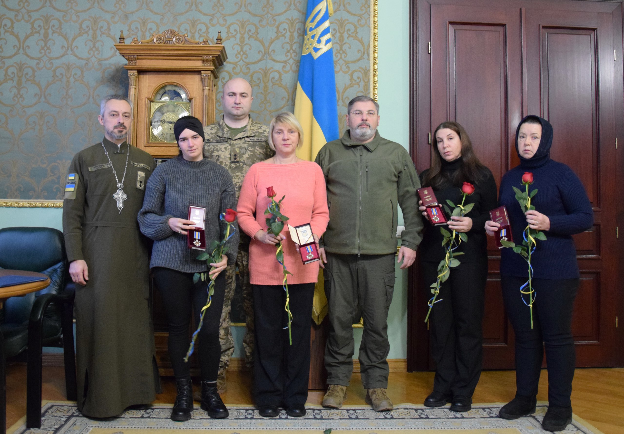 На Прикарпатті родинам загиблих прикордонників вручили ордени  «За мужність» III ступеня (ФОТО)