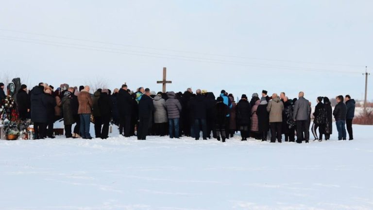 У Коломиї поховали 5-річного Велеса Пашника, який понад місяць був у комі після видалення молочних зубів (ФОТО)