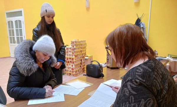 Франківський Карітас надає грошову допомогу дітям, чиї батьки полонені або зниклі безвісти (ФОТО)