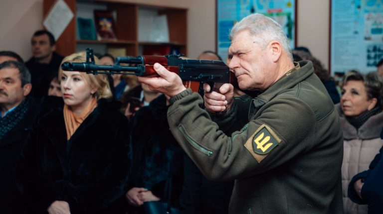 Прикарпатських старшокласників вчитимуть стрільби на інтерактивних системах (ФОТО)