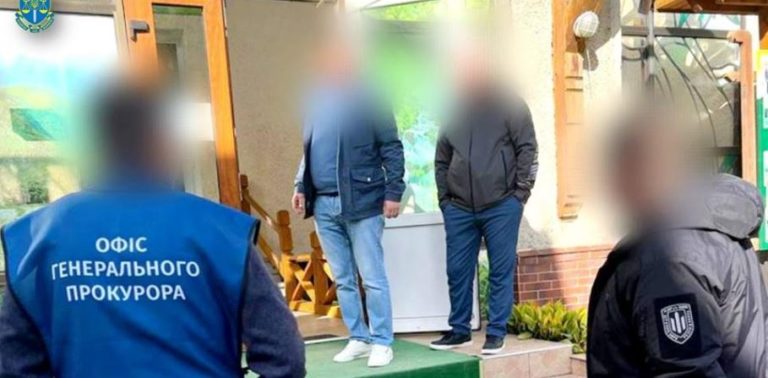 Посадовців нацпарку на Прикарпатті підозрюють у привласненні 670 000 гривень (ФОТО)